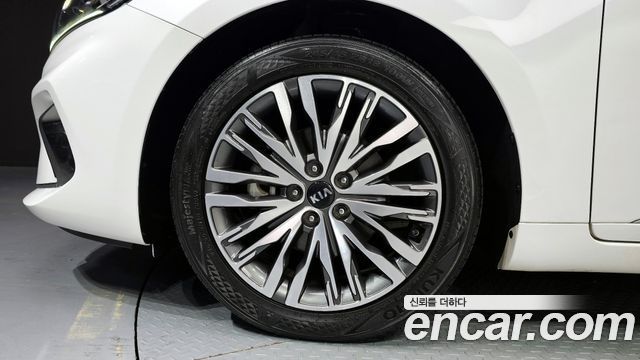 Kia K7 2020 — photo 5