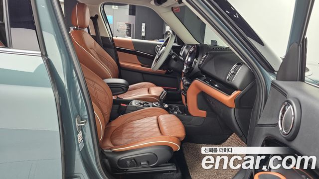Mini Countryman 2021 — photo 11