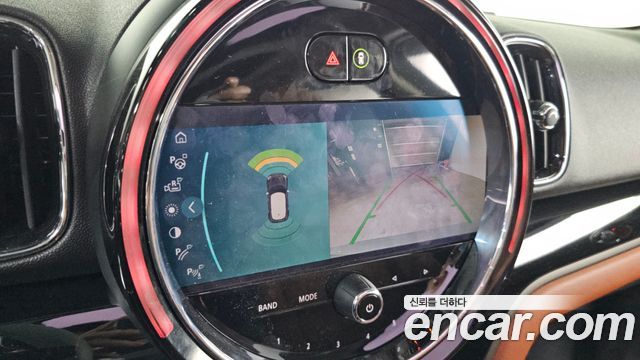 Mini Countryman 2021 — photo 16