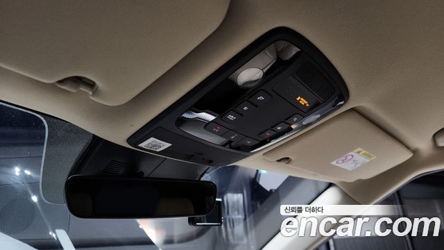 Kia Canival 2022 — photo 17