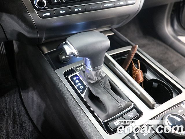 Hyundai Genesis 2014 — photo 8
