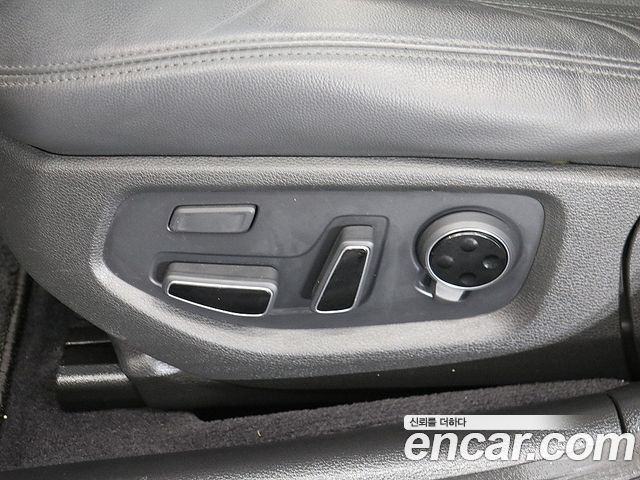 Hyundai Genesis 2014 — photo 12