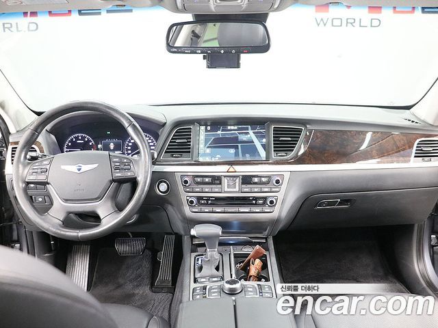 Hyundai Genesis 2014 — photo 13