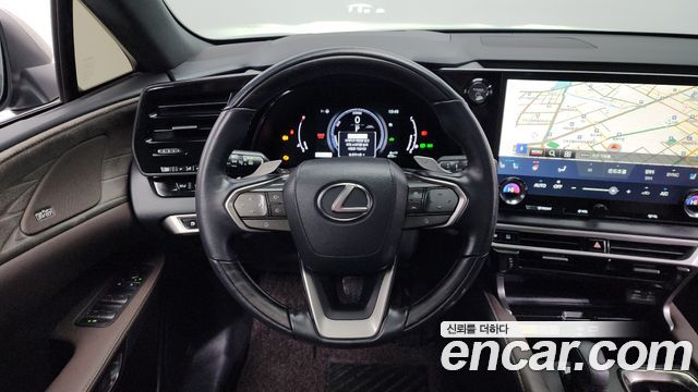 Lexus RX 2024 — photo 13