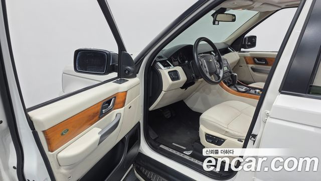 Land Rover Range Rover Sport 2009 — photo 11