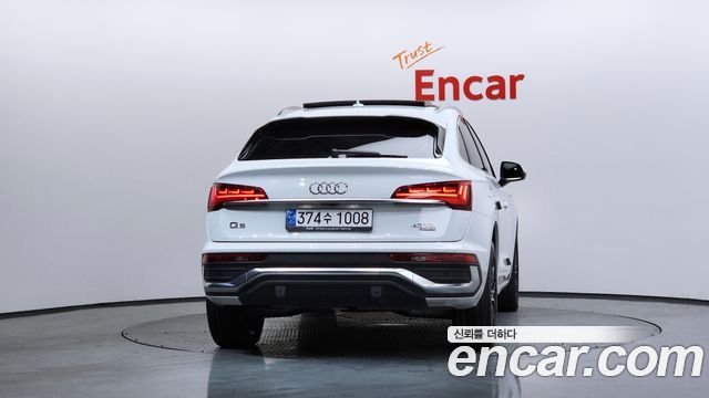 Audi Q5 2023 — photo 4