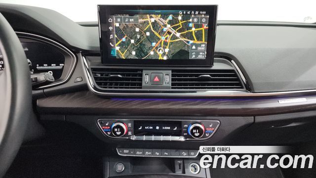 Audi Q5 2023 — photo 14