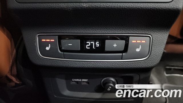 Audi Q5 2023 — photo 18