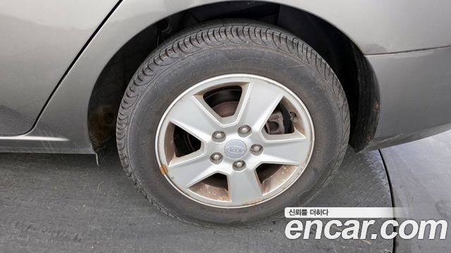 Kia Porte 2011 — photo 5