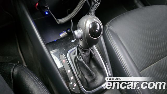 Kia Porte 2011 — photo 9