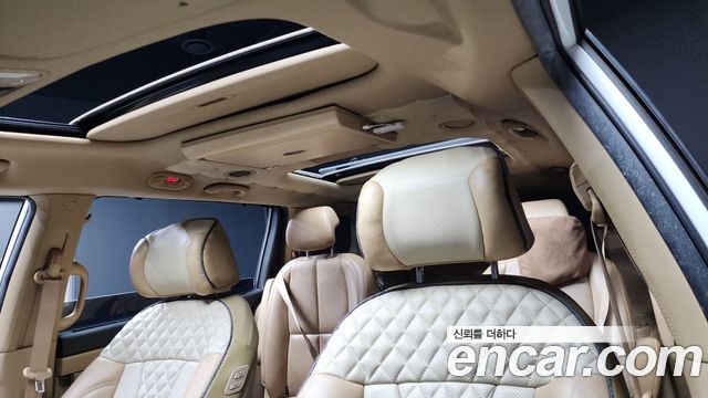 Kia Canival 2016 — photo 17