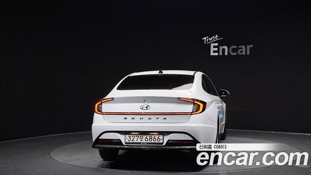 Hyundai Sonata 2022 — photo 4