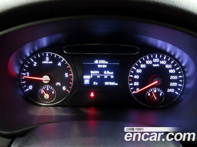 Kia Sorento 2018 — photo 8