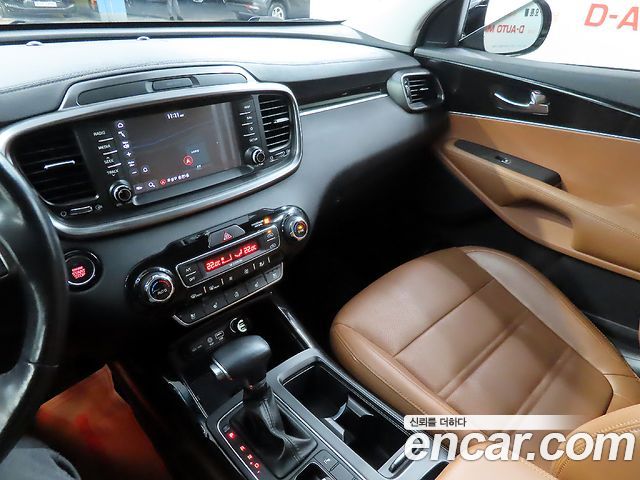 Kia Sorento 2018 — photo 10