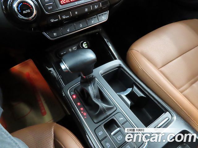 Kia Sorento 2018 — photo 12