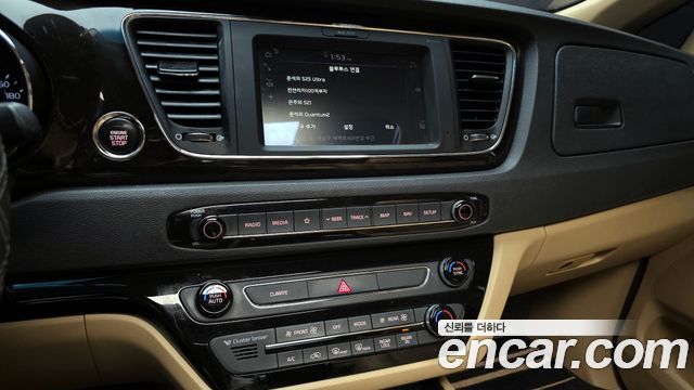 Kia Canival 2019 — photo 14