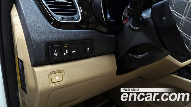 Kia Canival 2019 — photo 16