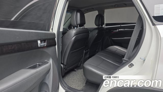 Kia Sorento 2013 — photo 17