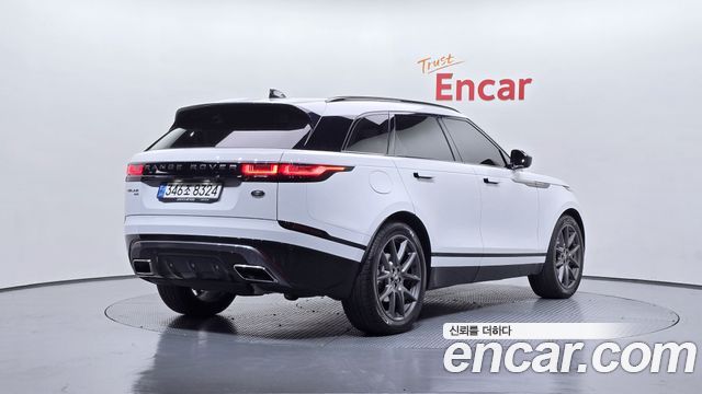 Land Rover Range Rover Velar 2022 — photo 2