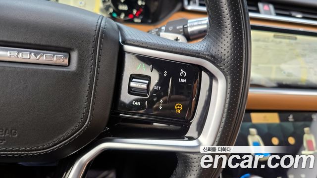 Land Rover Range Rover Velar 2022 — photo 19