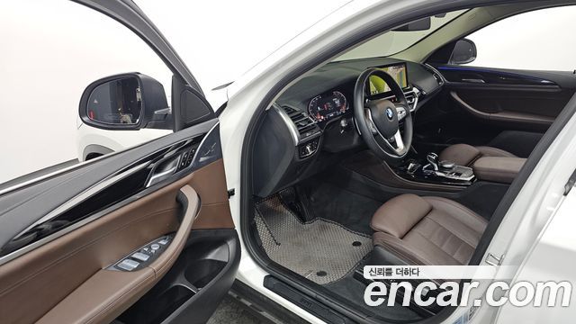 BMW X4 2023 — photo 10