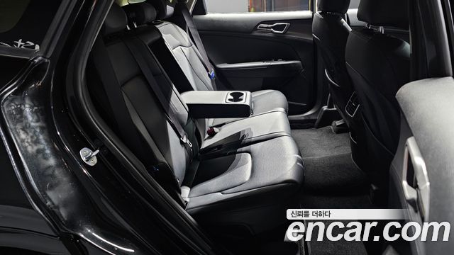 Kia Sportage 2022 — photo 12