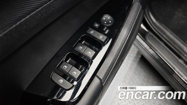 Kia Sportage 2022 — photo 16