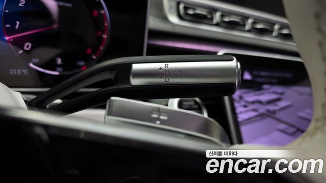Mercedes-Benz S-Class 2022 — photo 9