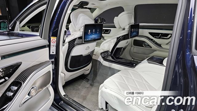 Mercedes-Benz S-Class 2022 — photo 12