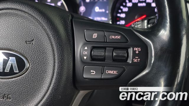 Kia Canival 2018 — photo 17