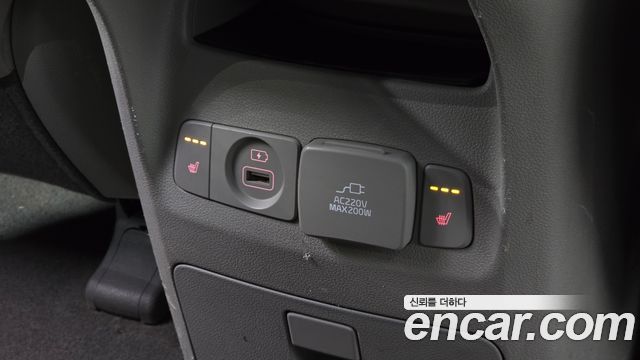 Kia Canival 2018 — photo 18