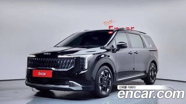Kia Canival 2025 — photo 1