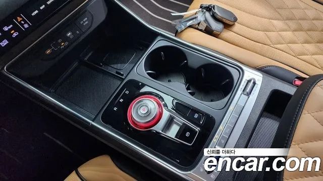 Kia Canival 2025 — photo 9