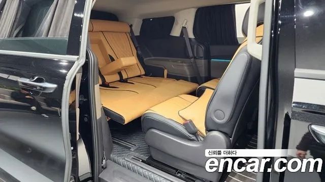 Kia Canival 2025 — photo 12