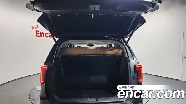 Kia Canival 2025 — photo 20