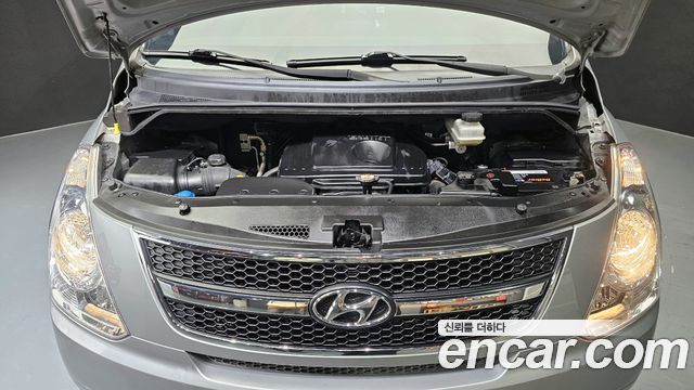 Hyundai Starex 2016 — photo 6