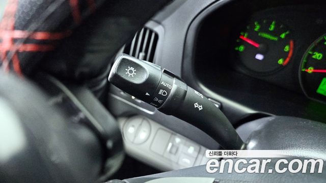 Hyundai Starex 2016 — photo 16