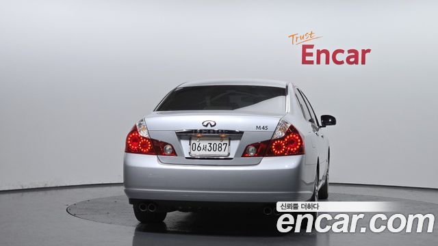Infiniti M 2006 — photo 4