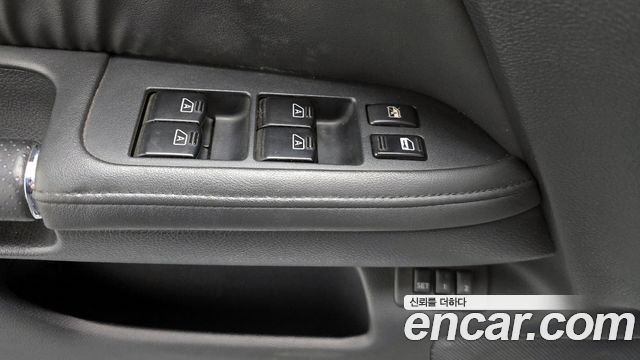 Infiniti M 2006 — photo 17
