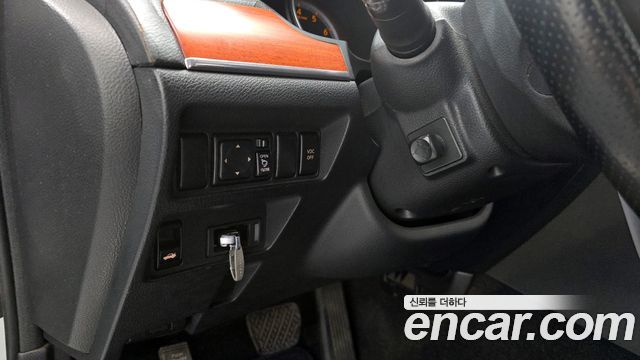 Infiniti M 2006 — photo 18