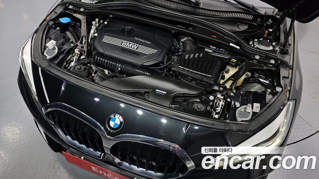 BMW 1-Series 2022 — photo 6