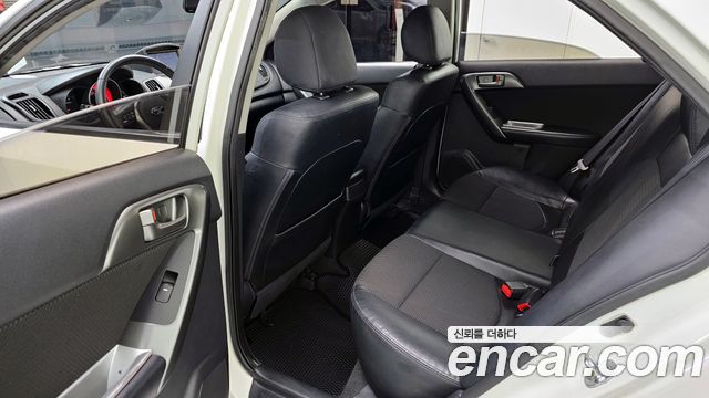 Kia Porte 2010 — photo 13