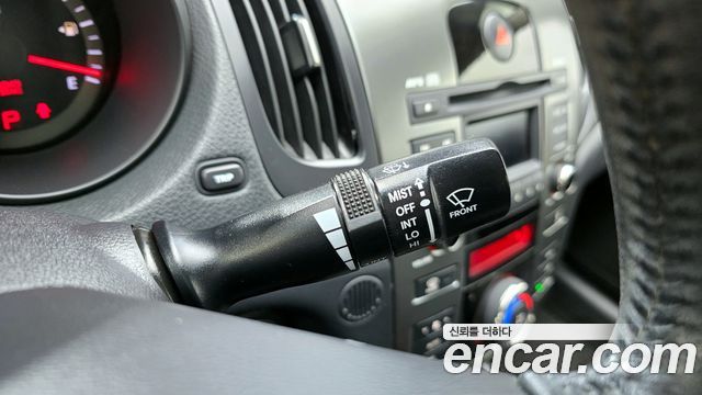 Kia Porte 2010 — photo 19