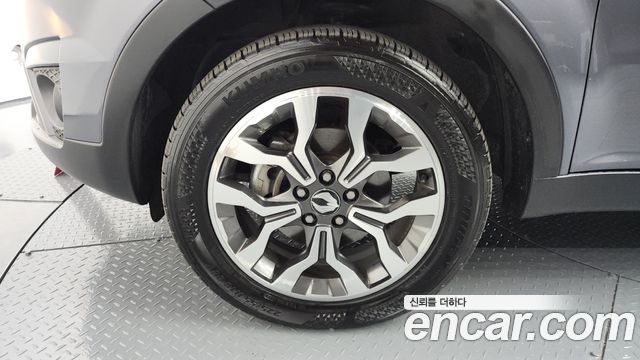 KG Mobility KORANDO 2016 — photo 5