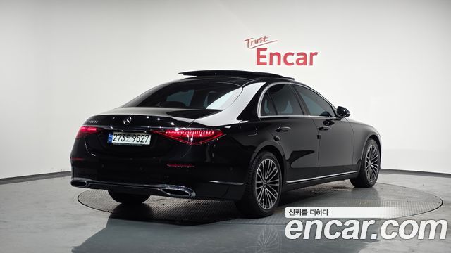 Mercedes-Benz S-Class 2022 — photo 2