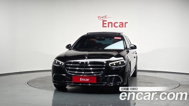 Mercedes-Benz S-Class 2022 — photo 3