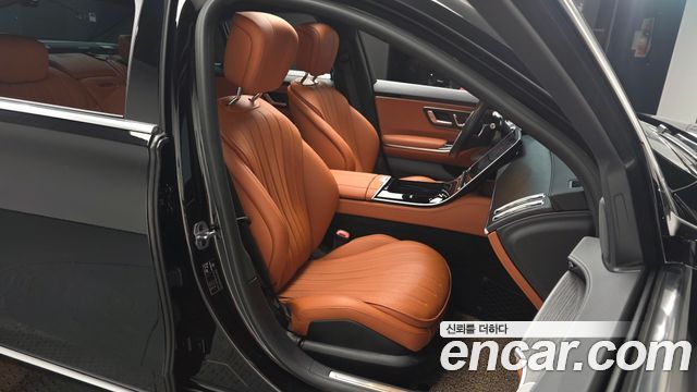 Mercedes-Benz S-Class 2022 — photo 10