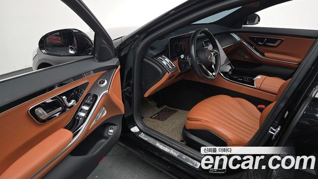Mercedes-Benz S-Class 2022 — photo 11