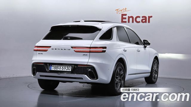 Genesis GV70 2021 — photo 2