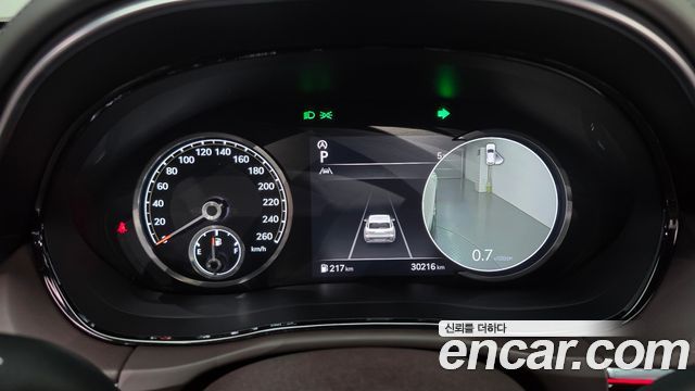 Genesis GV70 2021 — photo 8
